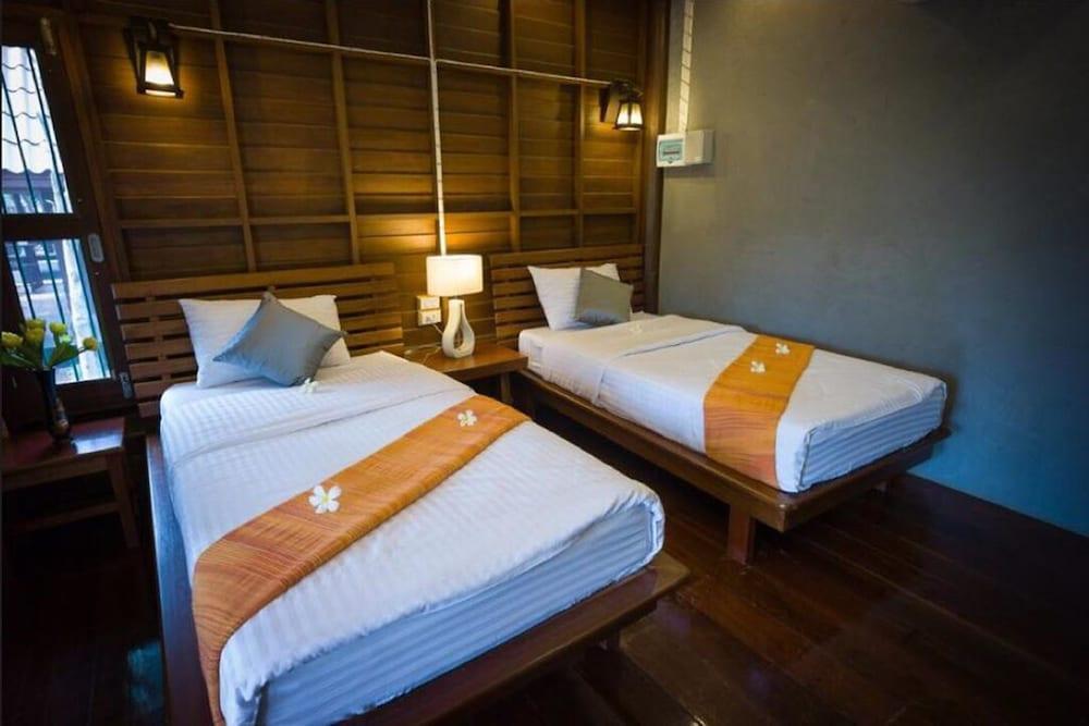 Ruenpruksa Resort Prachuap Khiri Khan Exterior photo