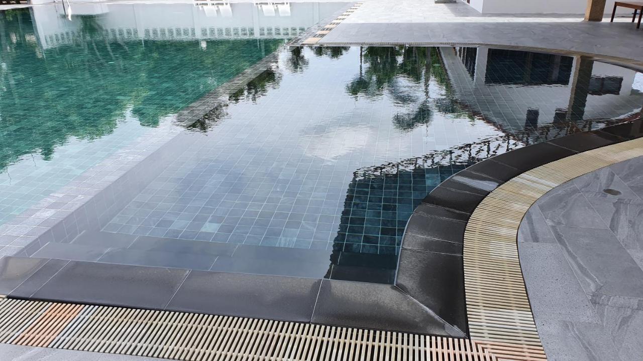 Ruenpruksa Resort Prachuap Khiri Khan Exterior photo