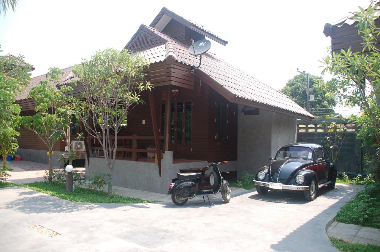 Ruenpruksa Resort Prachuap Khiri Khan Exterior photo